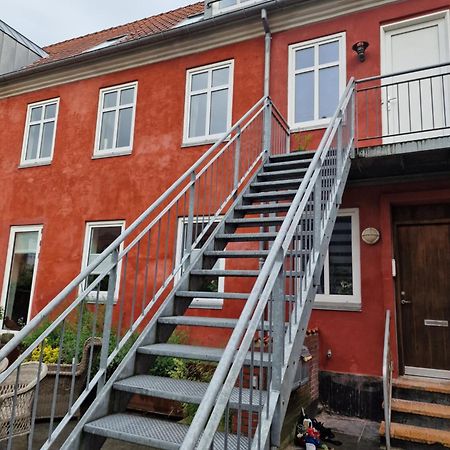 Paen Central Lejlighed Med Gratis Parkering Randers Buitenkant foto