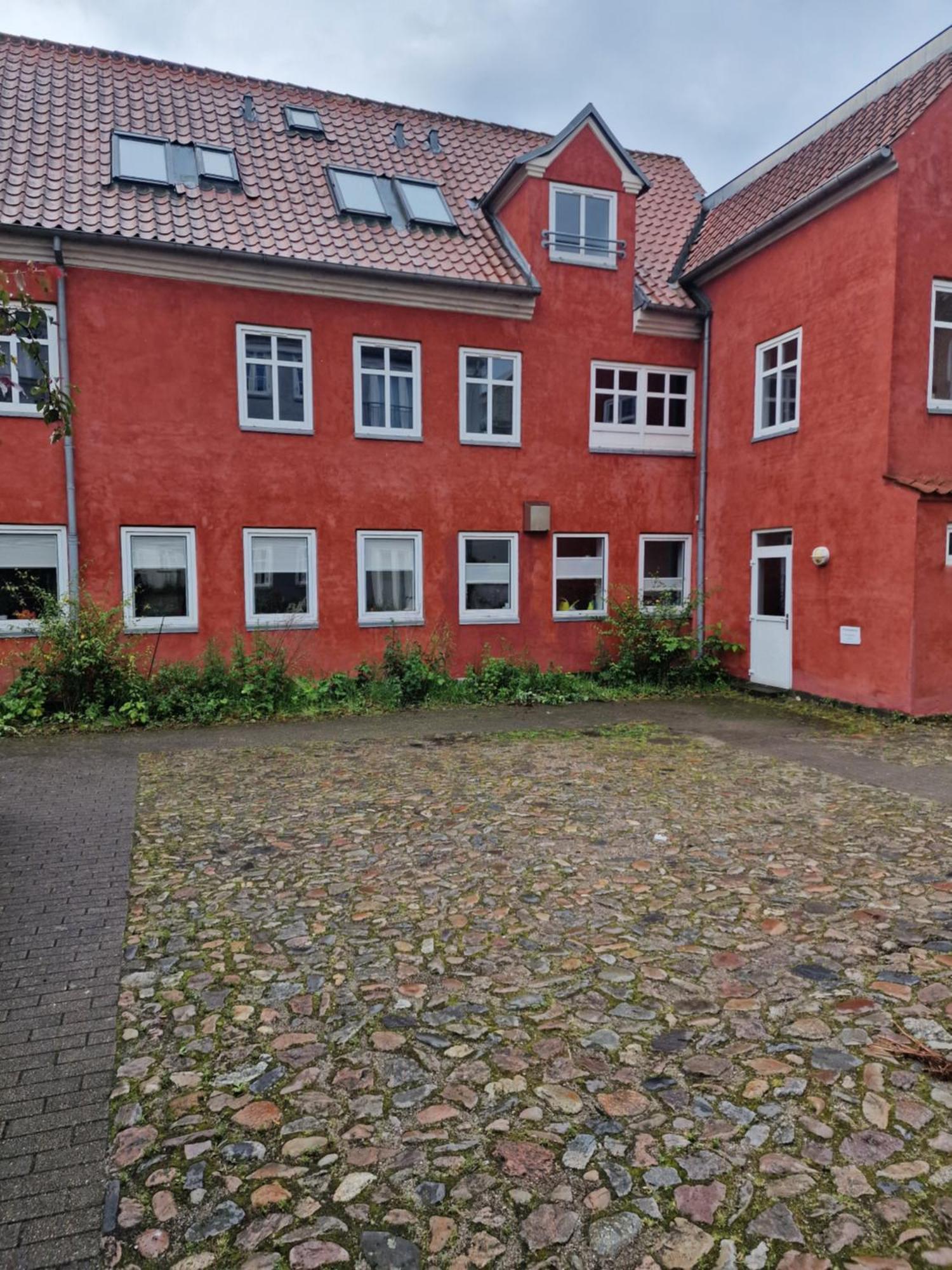 Paen Central Lejlighed Med Gratis Parkering Randers Buitenkant foto